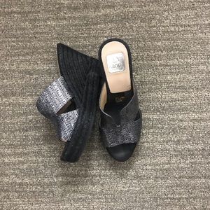 Brand New- Used Once Kanna Black Wedges
